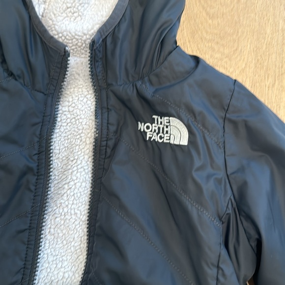 The North Face jacket - Picture 2 of 6